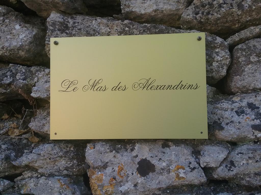 Le Mas des Alexandrins Uzès Exterior foto